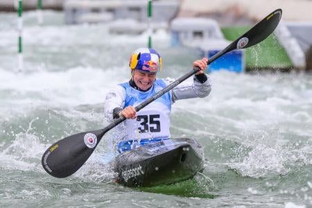 Paňková má bronz v K1, Beňuš do finále nepostúpil