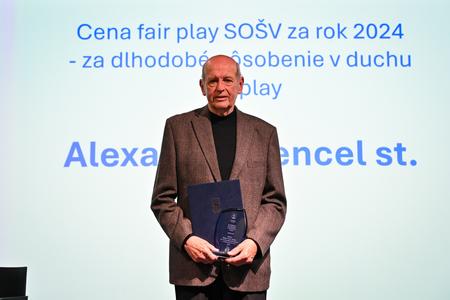 Alexander Vencel st. si prevzal Cenu fair play SOŠV, ocenení boli aj ďalší rytieri športovej etiky