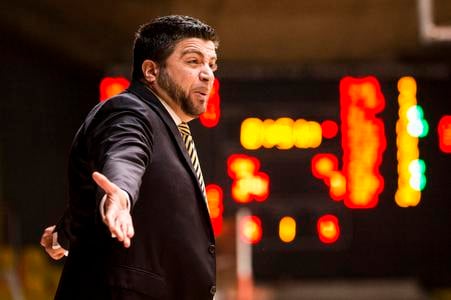 Na Slovensku viedol Oliver Vidin basketbalistov Dolného Kubína, Žiliny a aj bratislavského Interu.