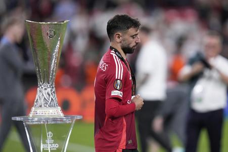 Bruno Fernandes počas finále Európskej ligy. AP Photo/Bernat Armangue