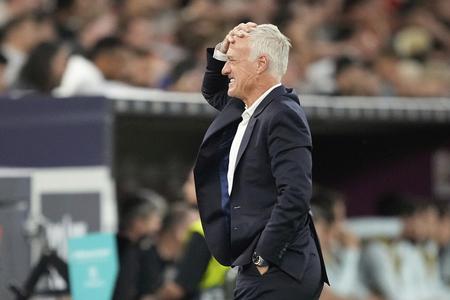 Tréner futbalistov Francúzska Didier Deschamps.