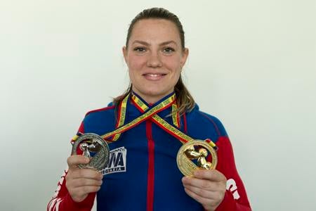 Na snímke slovenská reprezentantka v pretláčaní rukou Lucia Debnárová.