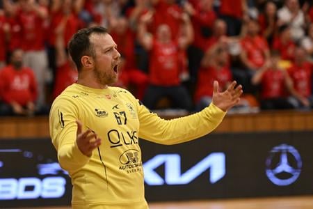 Vrátili sa a pobláznili Považie. Manželia Žernovičovci si užili medailové sezóny
