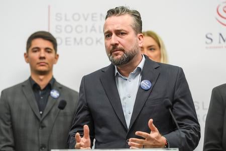 Smer MEPs from left: Erik Kaliňák and Ľuboš Blaha.