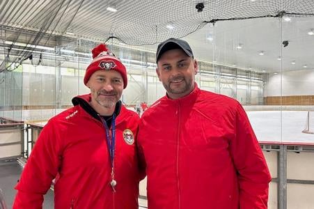Trénerská dvojica v Banskej Bystrici, Vladimír Országh (vľavo) ako hlavný a jeho asistent Vlastimil Wojnar.