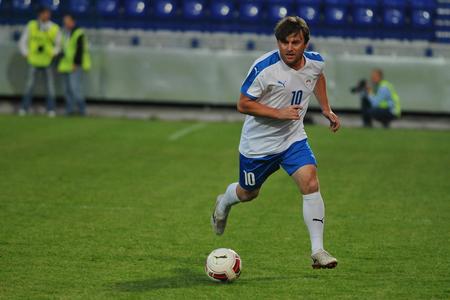V máji 2015 si Ľubomír Moravčík zahral v popradskej exhibícii proti bývalým hviezdam Premier League a ukázal, že v nohách to stále má.
