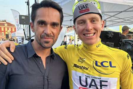 Contador: Vingegaard je veľmi silný súper. Musíme si však držať palce, aby favoriti neskončili už skôr