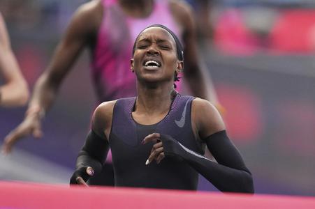 Kenská bežkyňa Faith Kipyegonová.