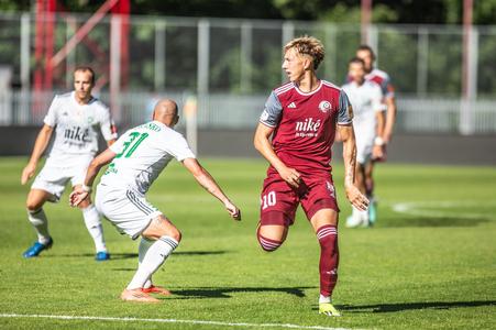 Bývalý brankár chce urobiť streleckú dieru do sveta cez Podbrezovú, český hráč sa už zapísal v príprave dvoma gólmi
