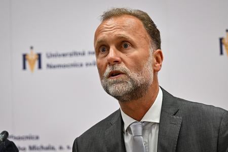 Generálny riaditeľ Nemocnice sv. Michala Ladislav Kužela.