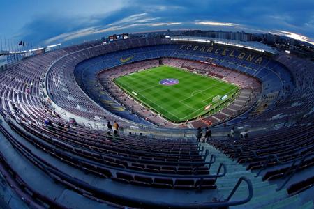 Štadión Camp Nou.
