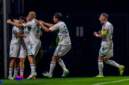 Na snímke hráči Prešova sa tešia z gólu počas zápasu 1. kola Niké ligy vo futbale FC Tatran Prešov - ŠK Slovan Bratislava.