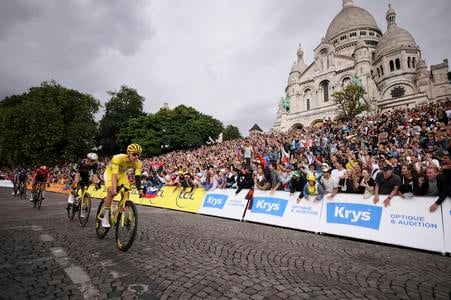 VIDEO: Pogačar potvrdil svoju dominanciu na Tour de France a opäť si vybojoval celkové prvenstvo