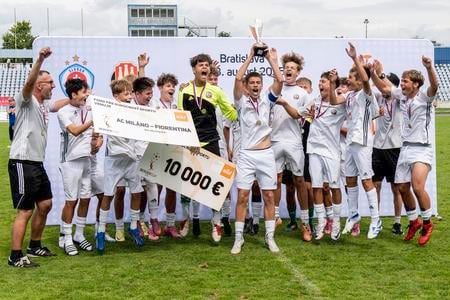 Z víťazstva sa radovali mladí futbalisti Podbrezovej.