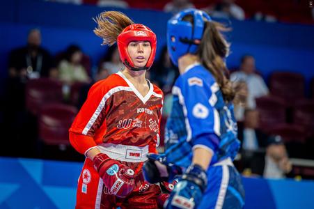 Michaela Góralczyková si vo štvrťfinále v disciplíne point fighting do 60 kg v kickboxe na Svetových hrách v Čcheng-tu poradila s Dilrabo Kosolapovou z Uzbekistanu.