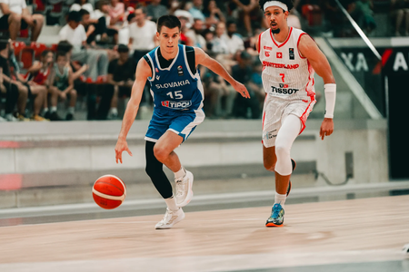 Basketbalisti v delikátnej situácii, postupové karty môže zamiešať čo i len jeden kôš 