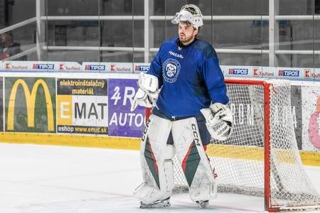 Brankár HK Nitra Dylan Ferguson.