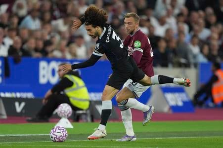 Jednoznačné londýnske derby: Kladivári inkasovali až päť gólov