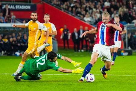 Geniálny Haaland mal prsty v siedmich góloch a stanovil nový rekord