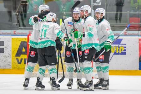 Bývalý extraligista dostal hanebný výprask, Skalica a Detva zatiaľ bez straty bodu