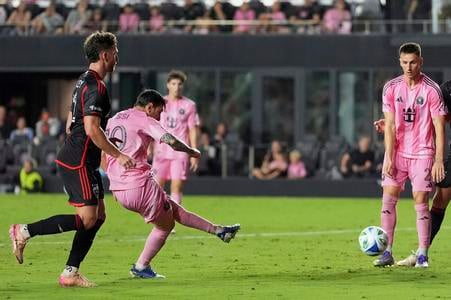 Messi ku gólom pridal aj asistenciu a priblížil Inter Miami k vyraďovacej fáze
