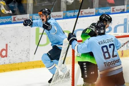 Predtým nebodoval a zrazu potiahol dominantný Slovan takmer hetrikom