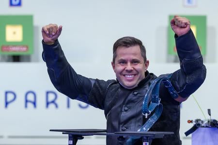 Takto oslavoval  Radoslav Malenovský zlato na paralympiáde v Paríži. Teraz sa môže tešiť aj z titulu majstra Európy.