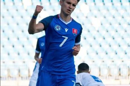 Artur Gajdoš.
