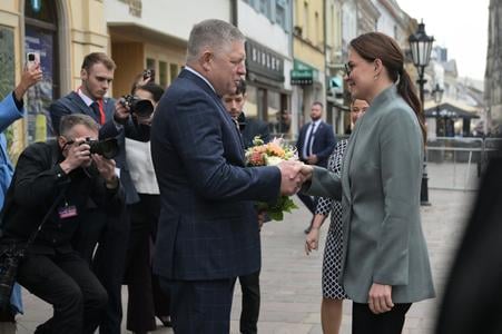 Ukraine’s prime minister, Yuliia Svyrydenko, and Slovakia’s prime minister, Robert Fico, before a joint meeting of the Slovak and Ukrainian governments at the Historic Town Hall in Košice on 17 October 2025.