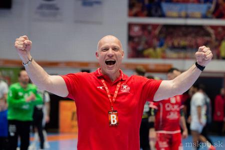 Na snímke tréner tímu MŠK Považská Bystrica, Václav Straka.