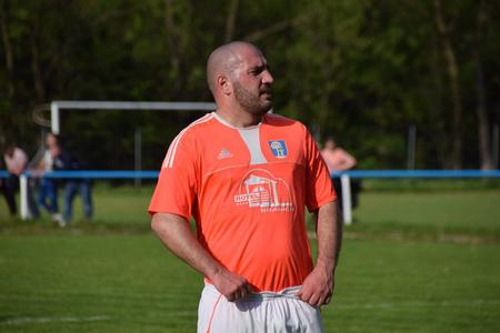 Martin Minarčik stále hrá futbal.