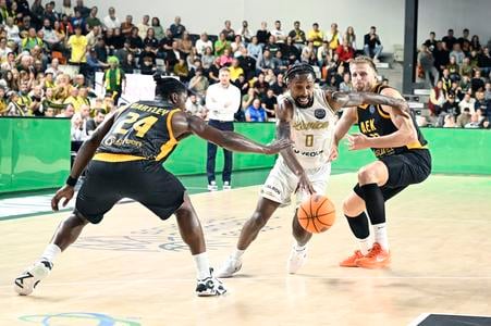 Vypredaná aréna a dráma až do posledných sekúnd. Patrioti boli blízko senzácie