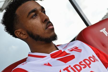 Trénoval s Kanom, Sonom i Ezem. Posila z Anglicka verí v hornú šestku i pohárovú Európu