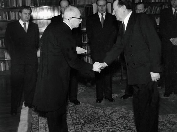 Prime Minister Klement Gottwald (right) swears an oath into the hands of President Edvard Benes on February 27, 1948 at the Prague Castle.
