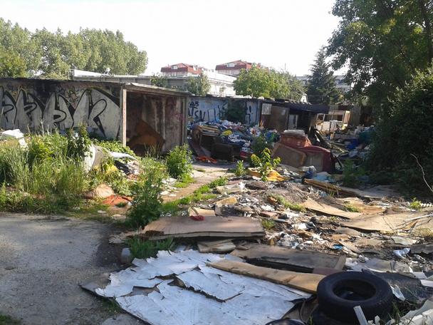 Druhá najväčšia čierna skládka v Bratislave - Zátišie