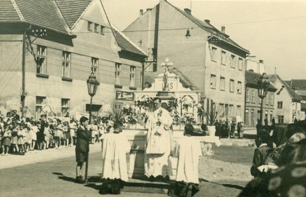 Procesia v štyridstatych rokoch 20. stor.