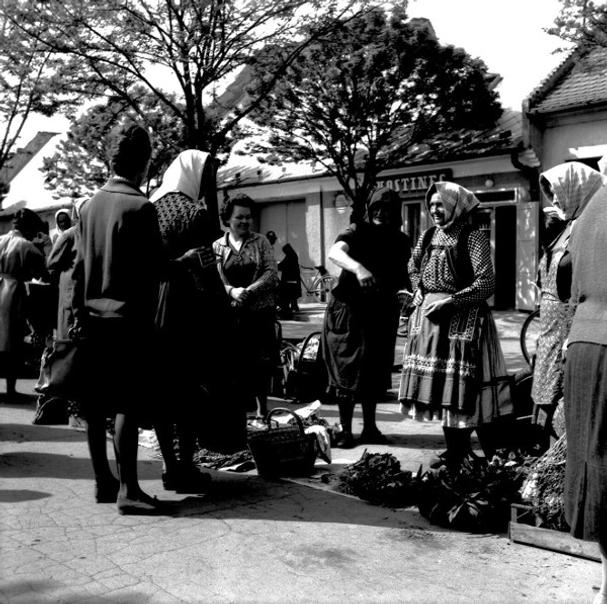 Trh v roku 1965