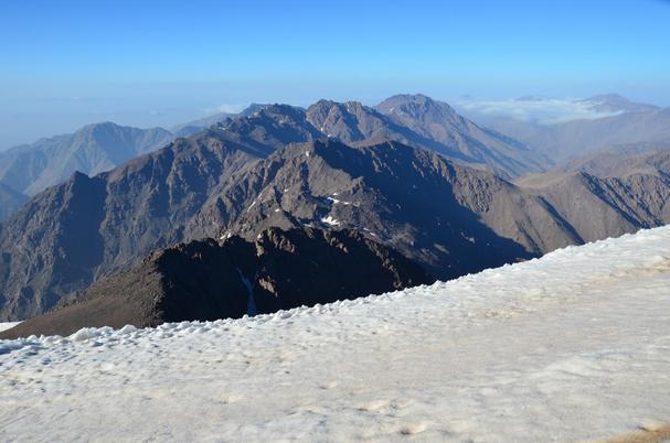 Panoráma Vysokého Atlasu z Toubkalu - 4167 m