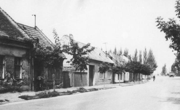 Severozápadná strana Hornopotočnej ulice