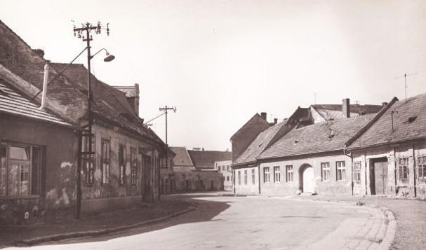Smerom k námestiu