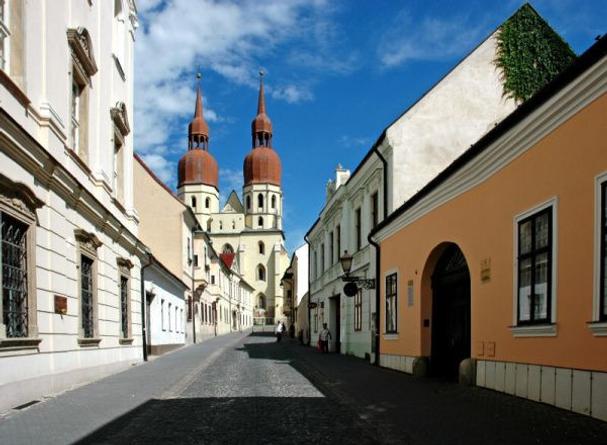 Ulica Mikuláša Schneidera Trnavského