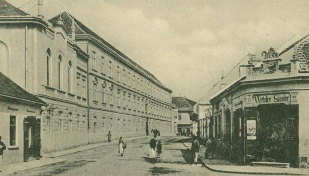 V prízemnom dome sa narodil Alfréd Wetzler