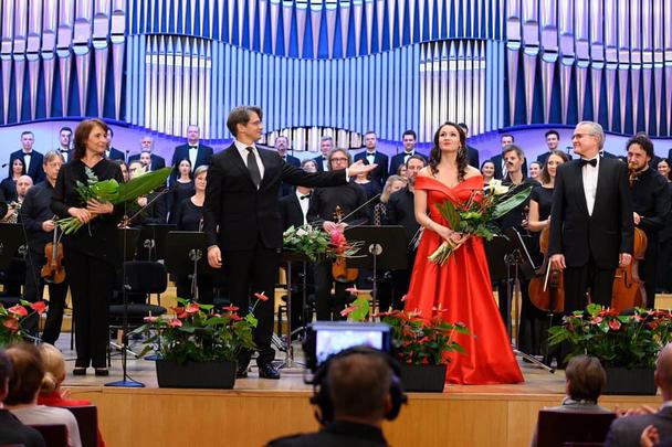 Elena Matušová, Walter Attanasi, Slávka Zámečníková, Štefan Bučko, SKO a Spevácky zbor Lúčnice