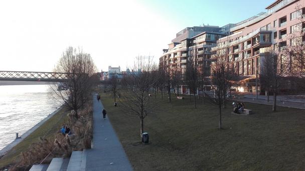 Promenáda pri Eurovei.