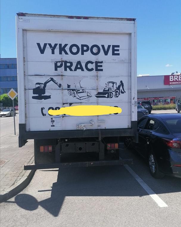 a ešte zadok