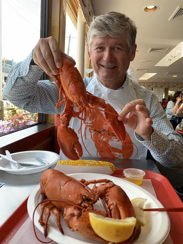 My sme si tu nedali moriaka, ale homára (lobster). Sú tu najlepšie na svete a vedia ich aj najlepšie pripraviť.