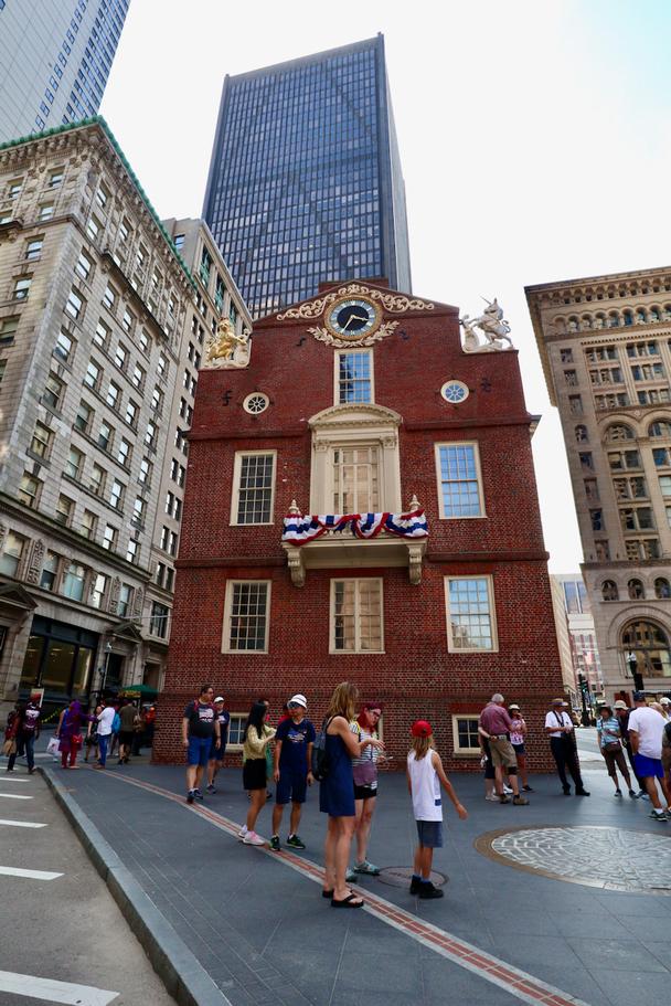 Od roku 1776 do roku 1798 tu bolo sídlo vlády štátu Massachusetts.
