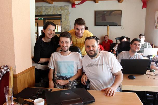 V lete 2019 na tábore pre mladých so svalovou dystrofiou, ich rodičov a osobných asistentov. Tábor organizujeme pravidelne počas prázdnin už niekoľko rokov.