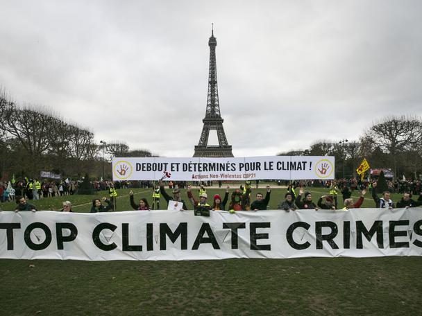 Protest v Paríži.