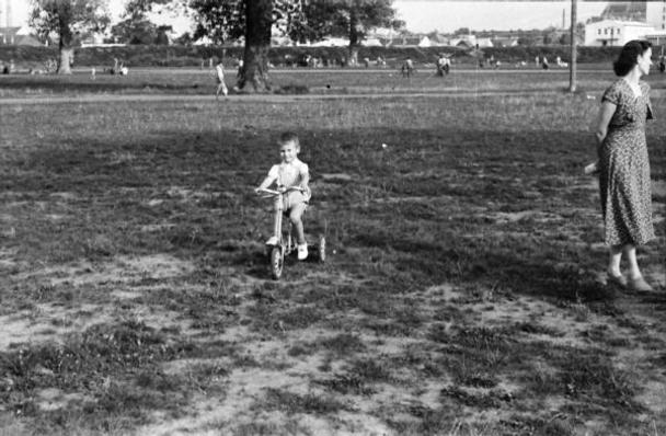 Na rybníku, okolo r. 1955